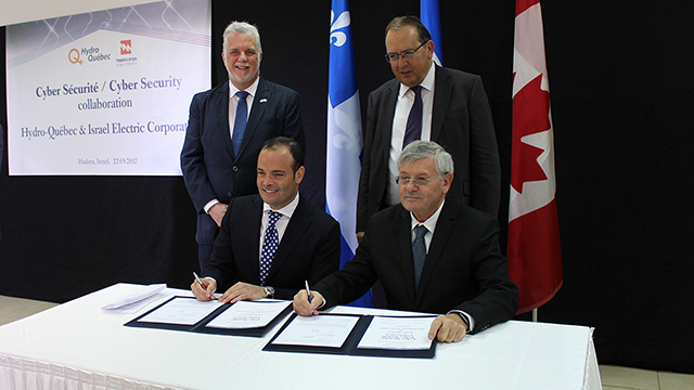 Signature du protocole d’entente en matière de cybersécurité entre Hydro-Québec et Israel Electric Corporation. Hadera (Israël), le 22 mai 2017.